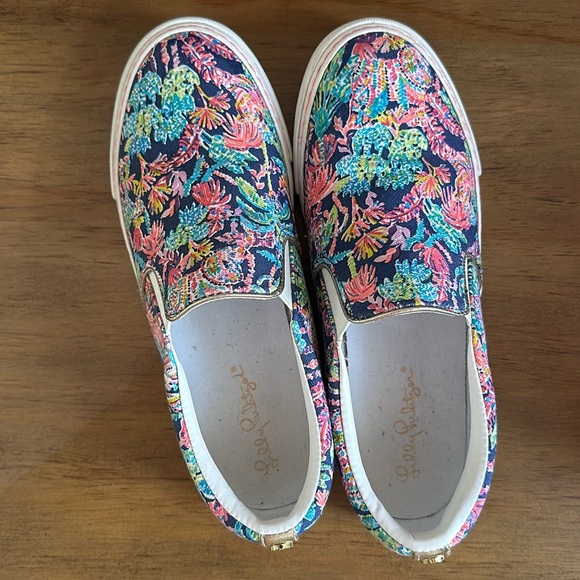 Lilly Pulitzer Julie Sneaker Size 8 - Picture 6 of 14